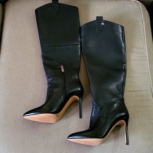 NWOB Vince Camuto tall black leather boots stiletto heal size 5